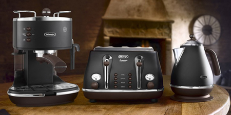 DeLonghi Icona Vintage Black Collection